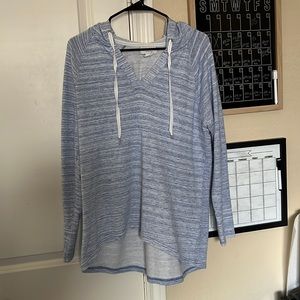 Liz Claiborne pullover never worn size large
